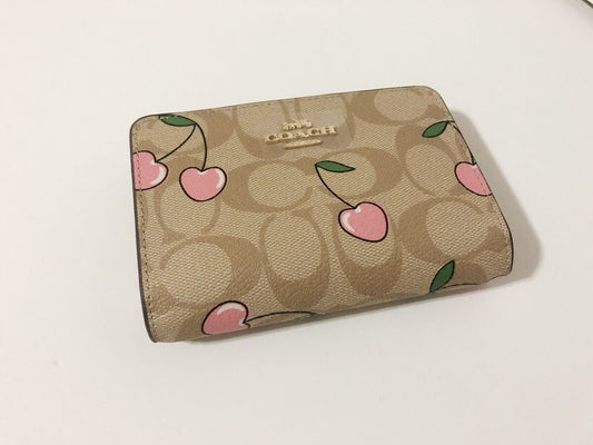 Coach Bifold Cherry Short Wallet New Without Tag